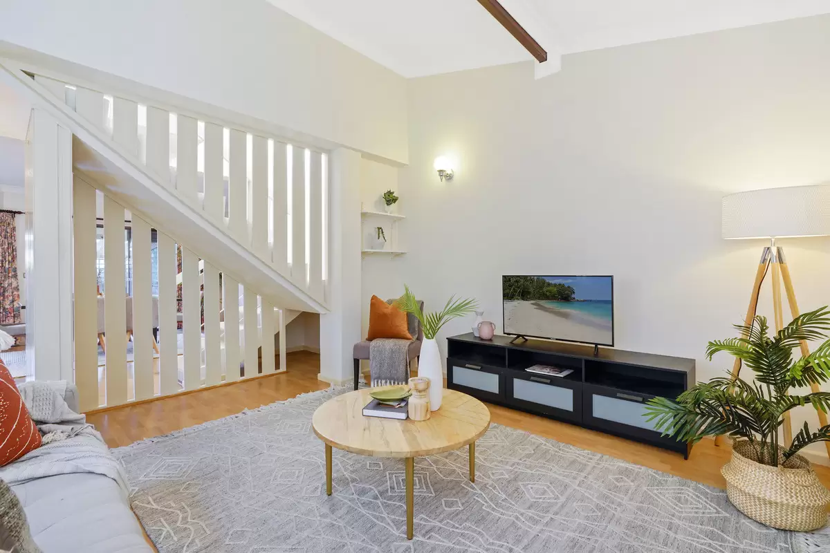 8/131 Burwood Road, Croydon Park Sold by Rich & Oliva - image 3