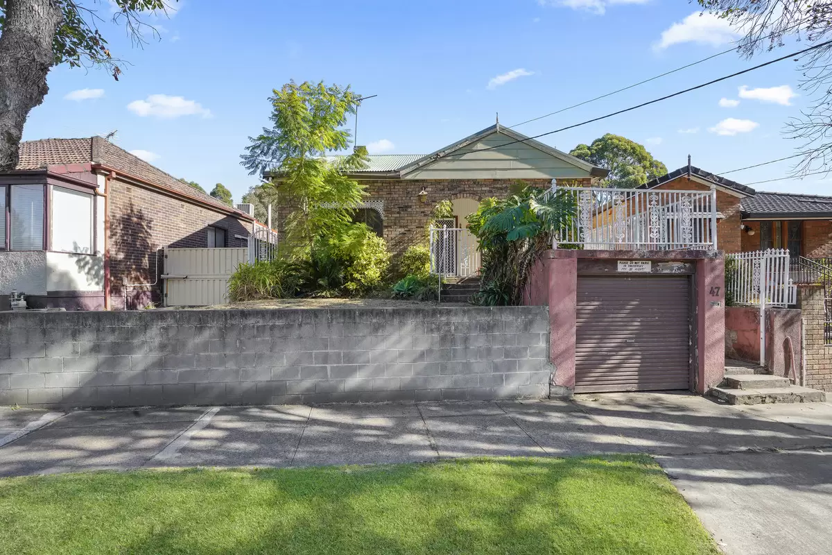 47 Hampton Street, Croydon Park Sold by Rich & Oliva - image 1