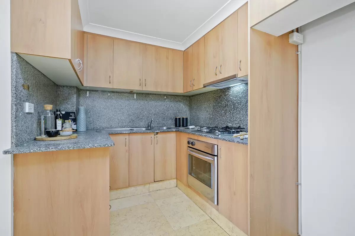 4/139 Georges River Road, Croydon Park Sold by Rich & Oliva - image 3