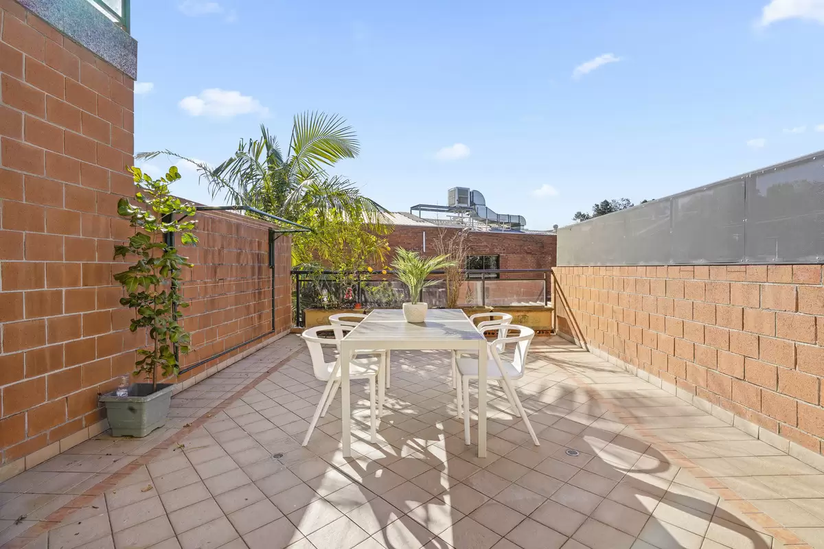 4/139 Georges River Road, Croydon Park Sold by Rich & Oliva - image 6
