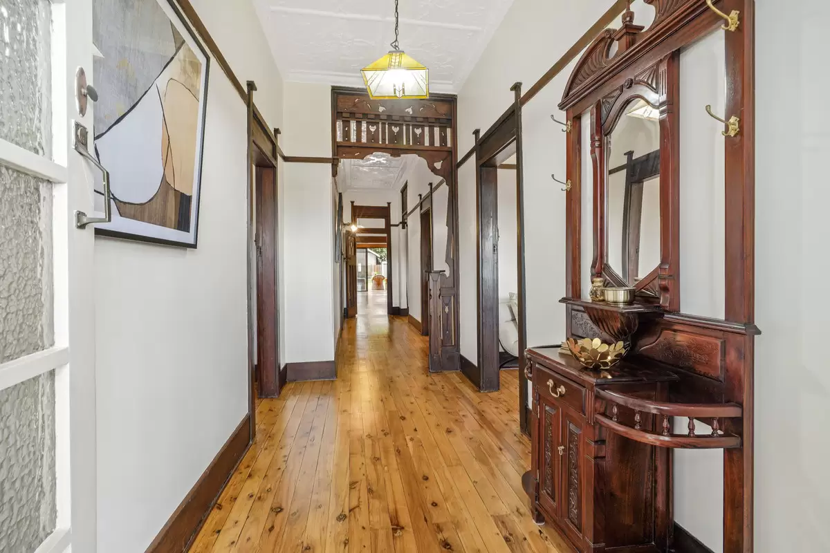 44 Paisley Road, Croydon Sold by Rich & Oliva - image 2