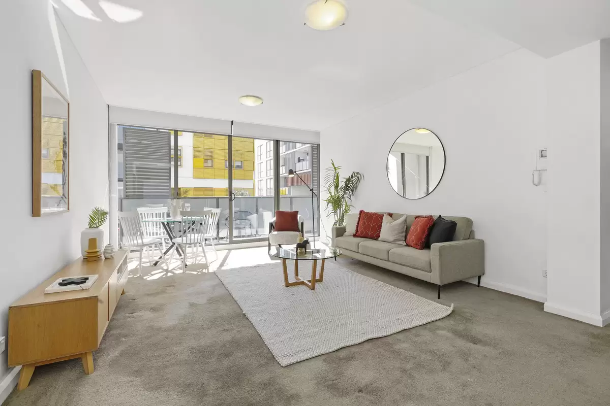 102/11B Mashman Avenue, Kingsgrove Sold by Rich & Oliva - image 4