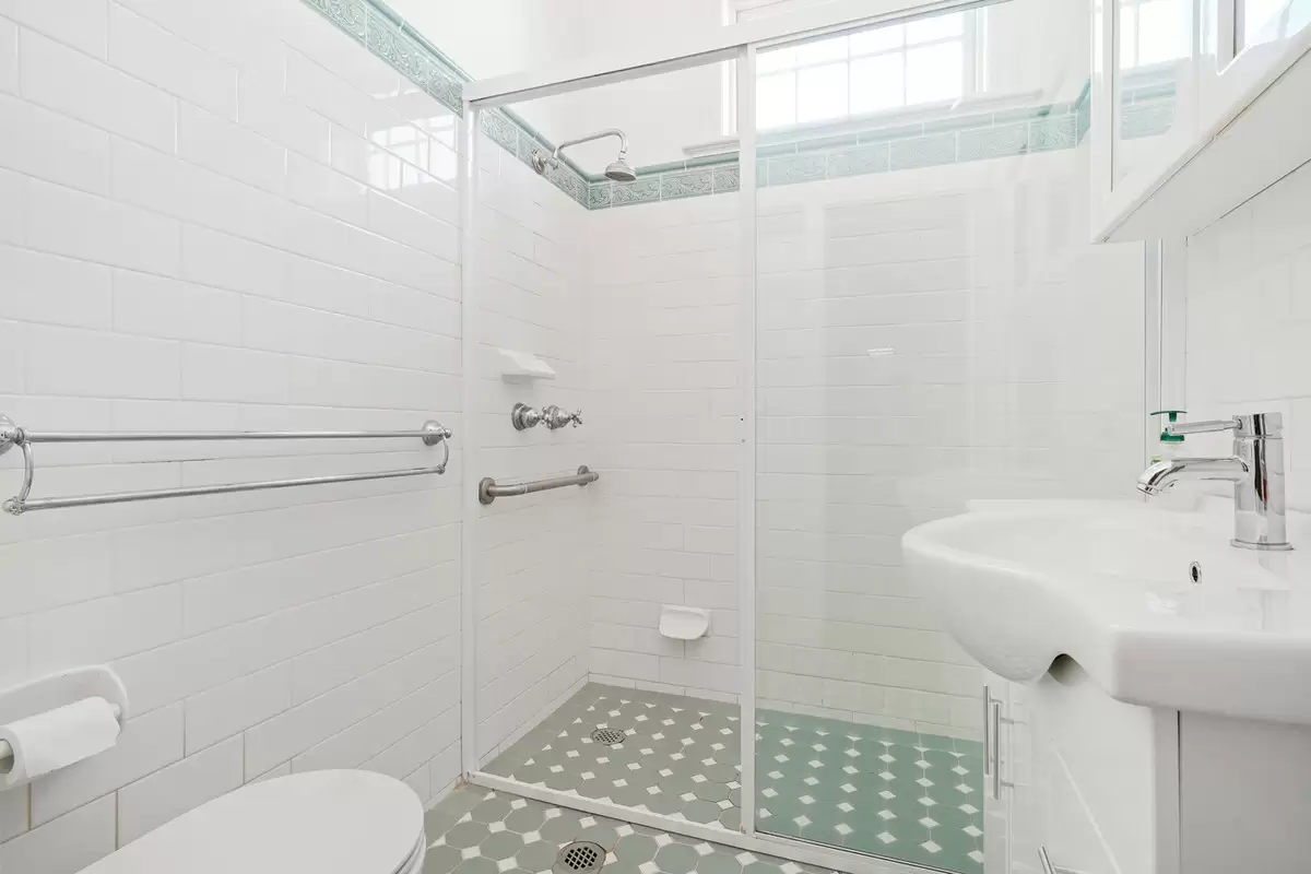 24 Allibone Street, Ashbury Sold by Rich & Oliva - image 6