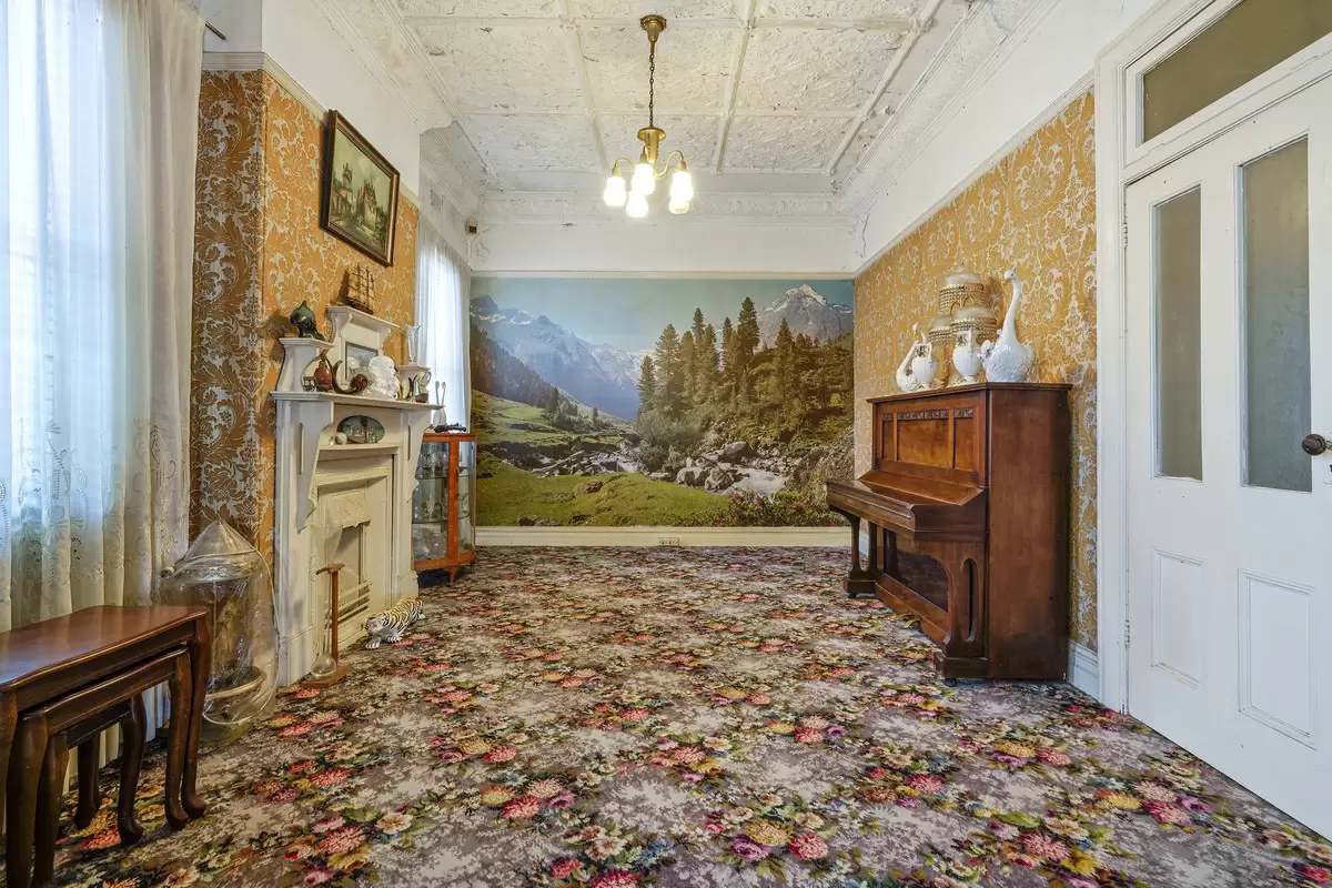 56 Croydon Avenue, Croydon Sold by Rich & Oliva - image 11