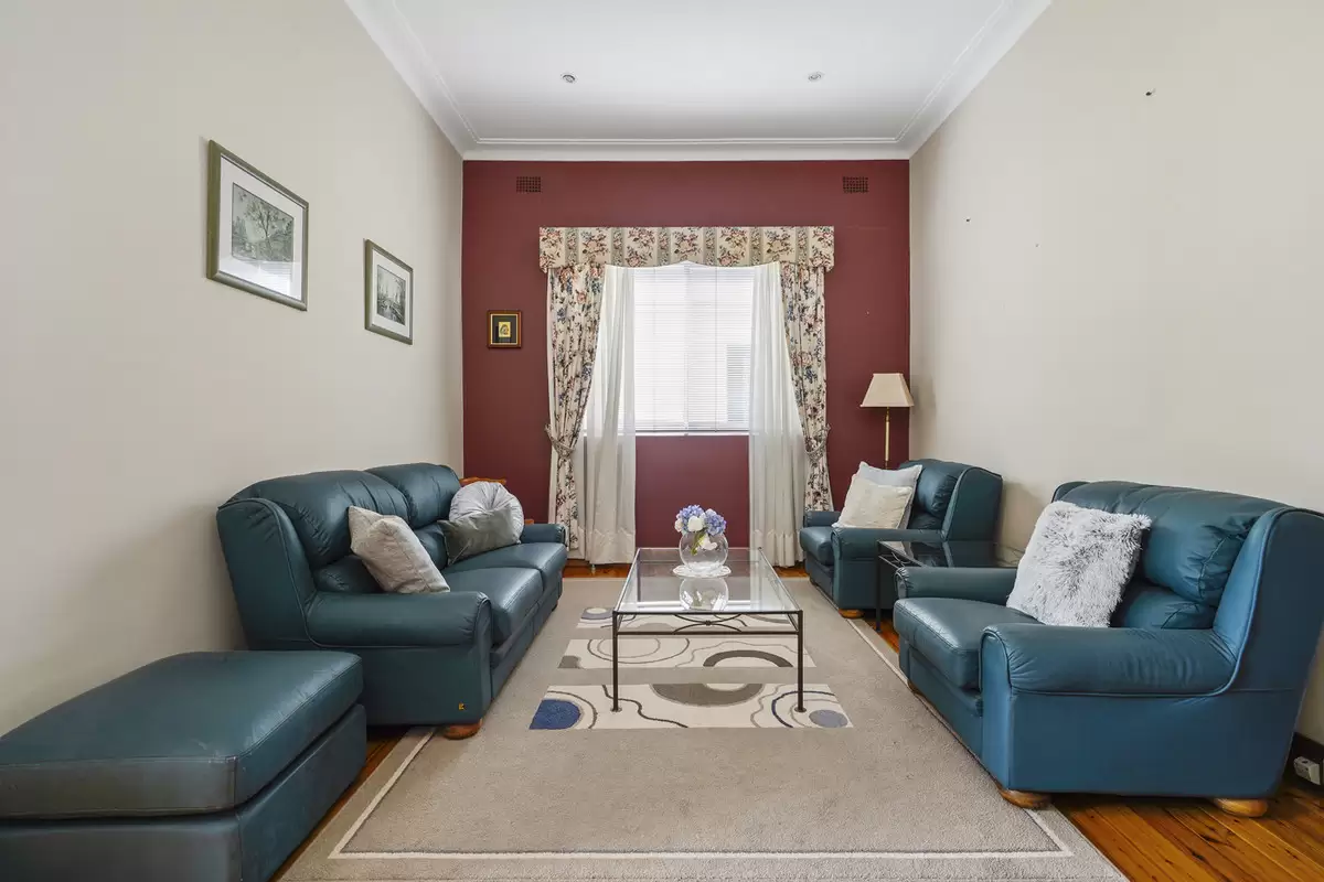 26 Leopold Street, Croydon Park Sold by Rich & Oliva - image 5