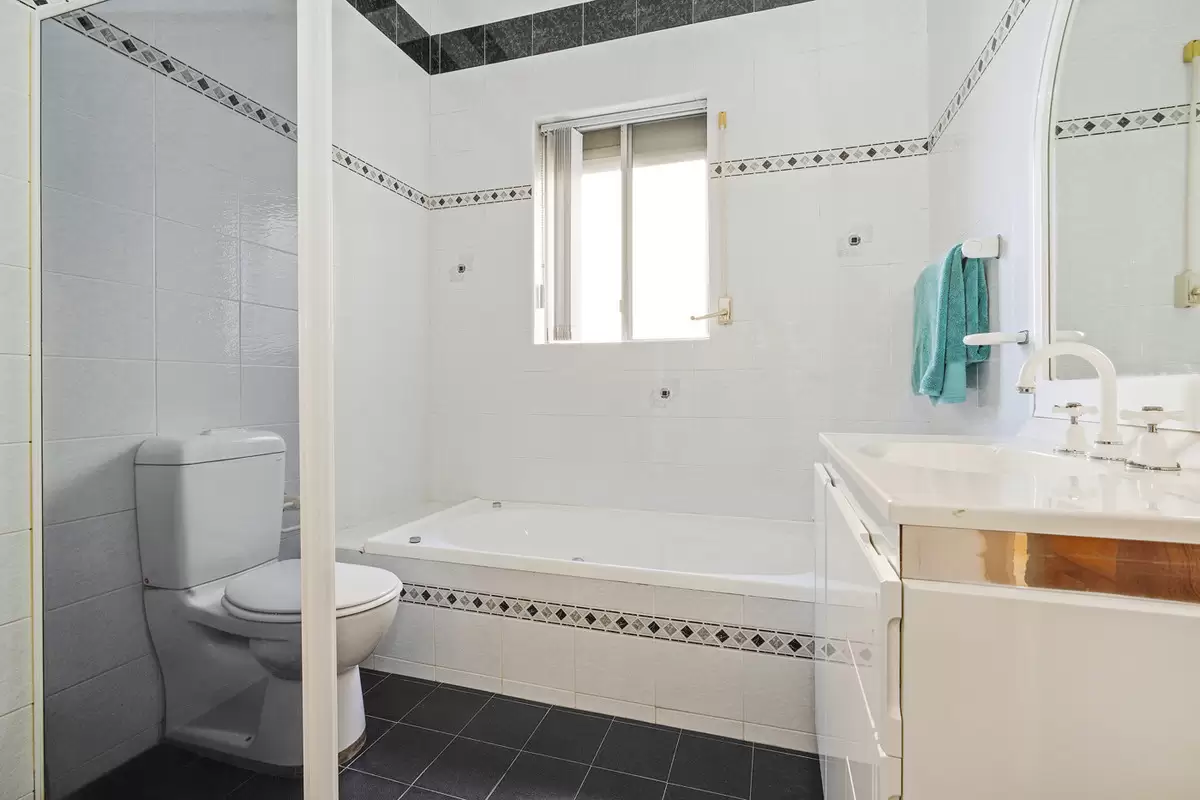 26 Leopold Street, Croydon Park Sold by Rich & Oliva - image 6