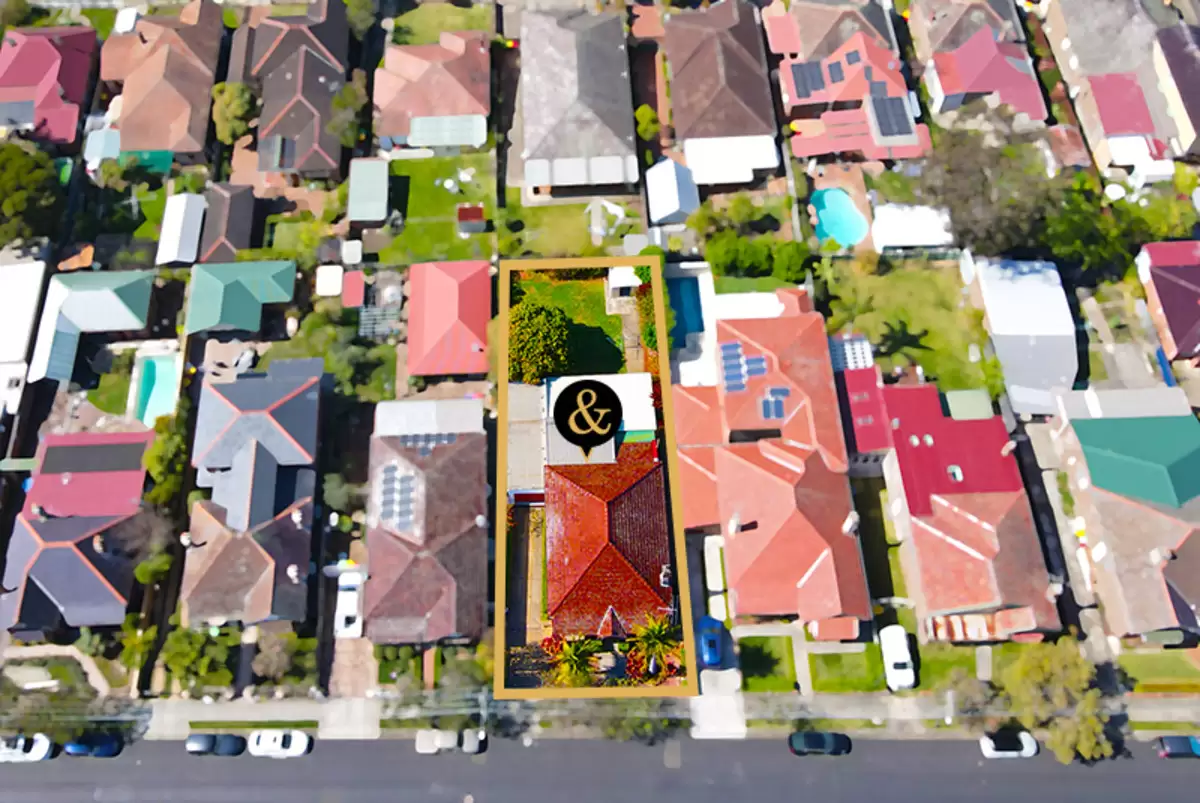 9 Highbury Street, Croydon Sold by Rich & Oliva - image 3