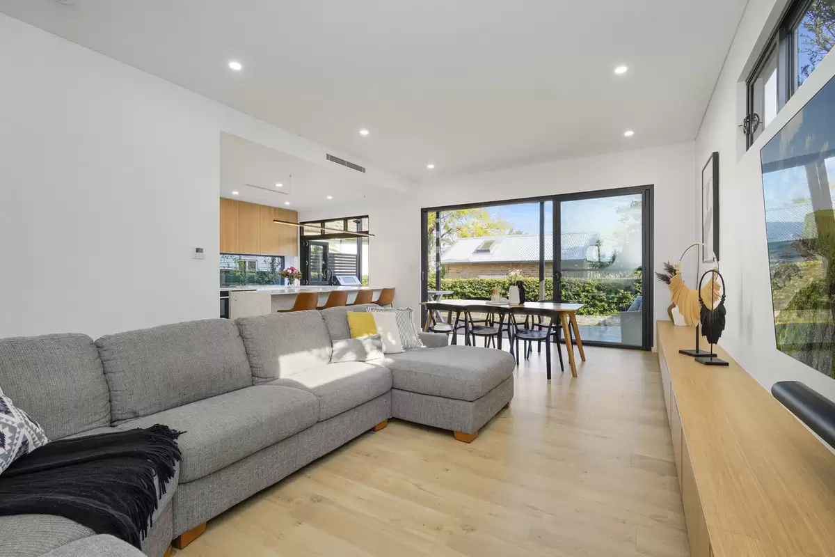 8 Acton Street, Hurlstone Park Sold by Rich & Oliva - image 9