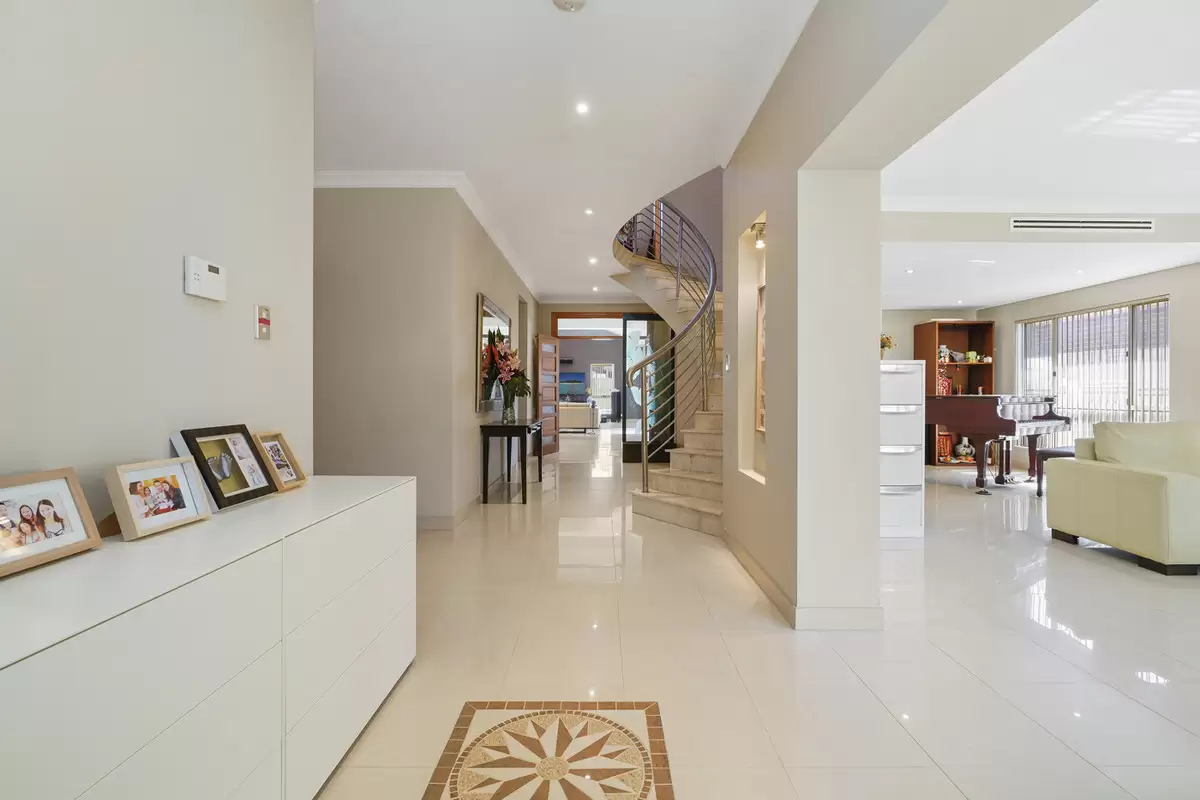 9 Tavistock Street, Croydon Park Sold by Rich & Oliva - image 2