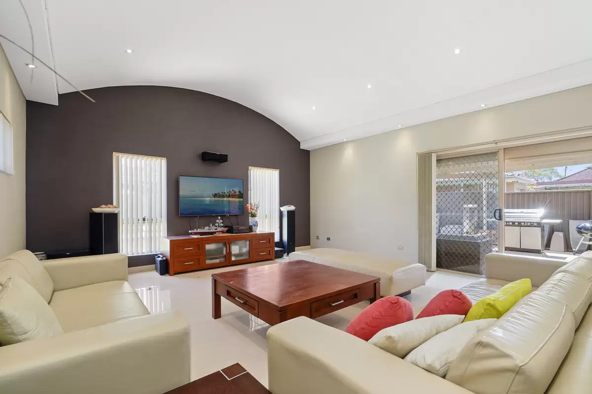 9 Tavistock Street, Croydon Park Sold by Rich & Oliva - image 6
