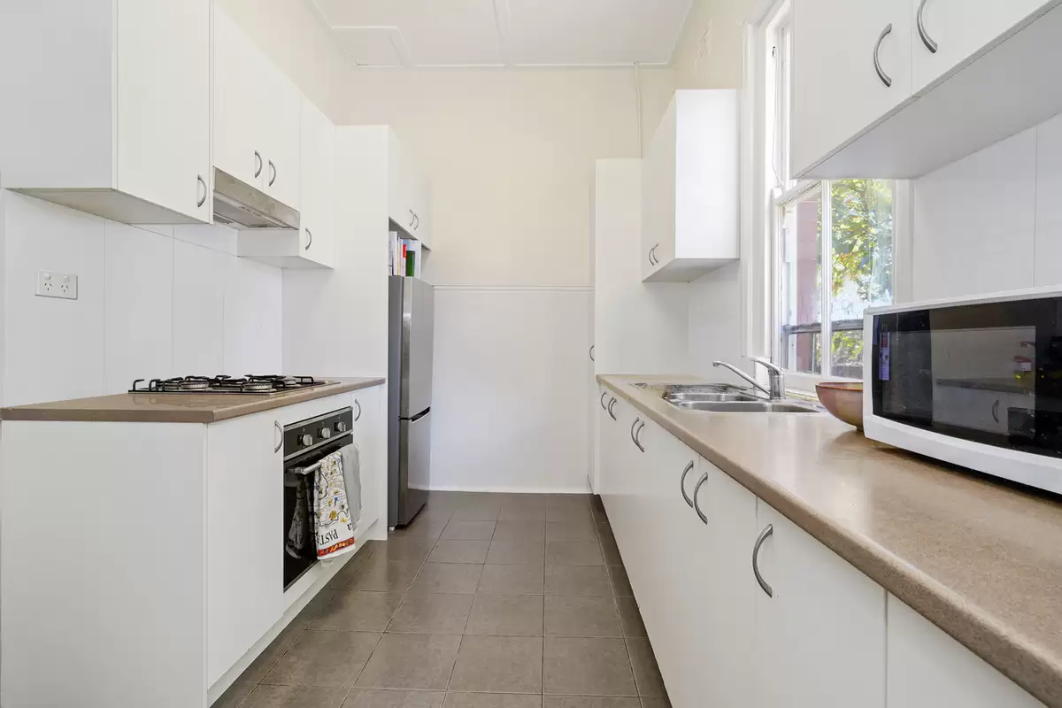108 Thomas Street, Croydon Sold by Rich & Oliva - image 6