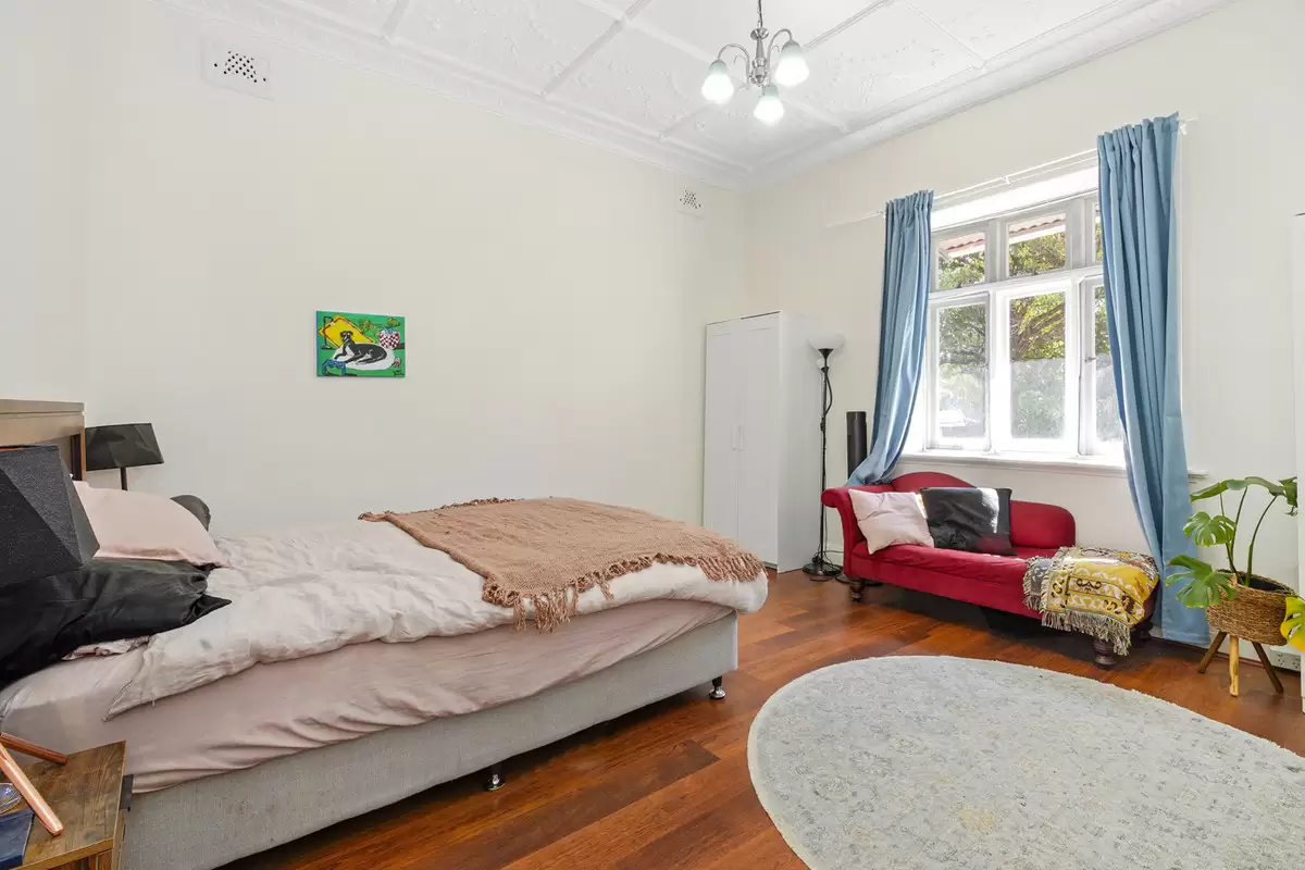 108 Thomas Street, Croydon Sold by Rich & Oliva - image 5