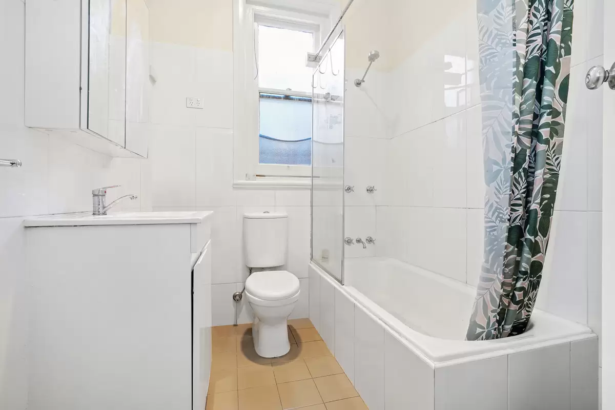 108 Thomas Street, Croydon Sold by Rich & Oliva - image 7