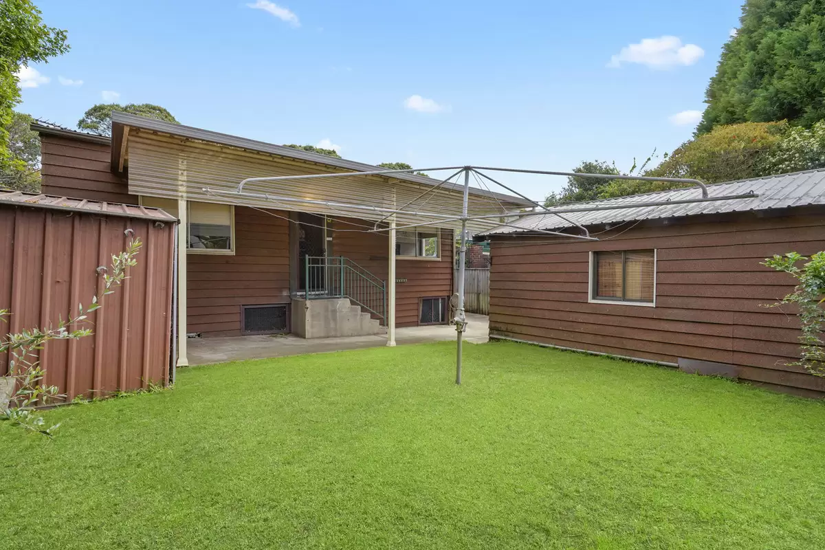 15 Oak Street, Ashfield Sold by Rich & Oliva - image 12