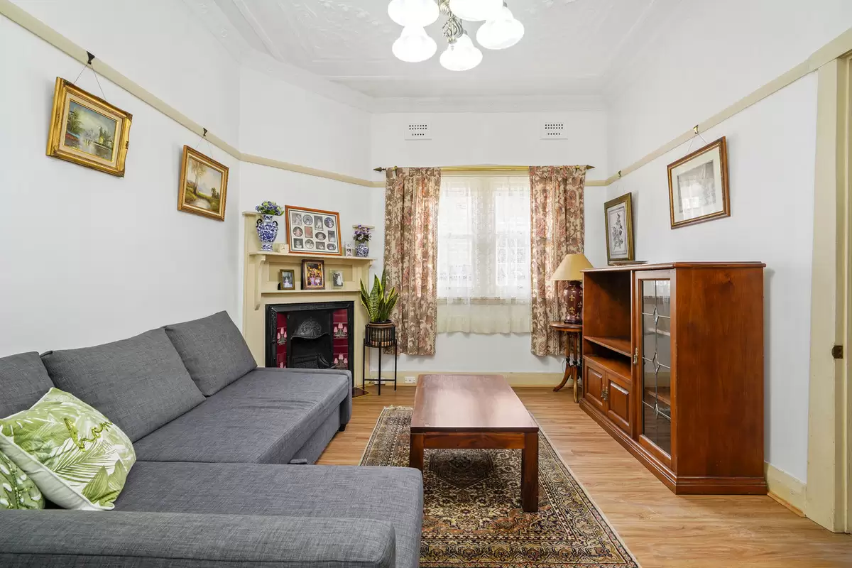 5 Windsor Avenue, Croydon Park Sold by Rich & Oliva - image 5