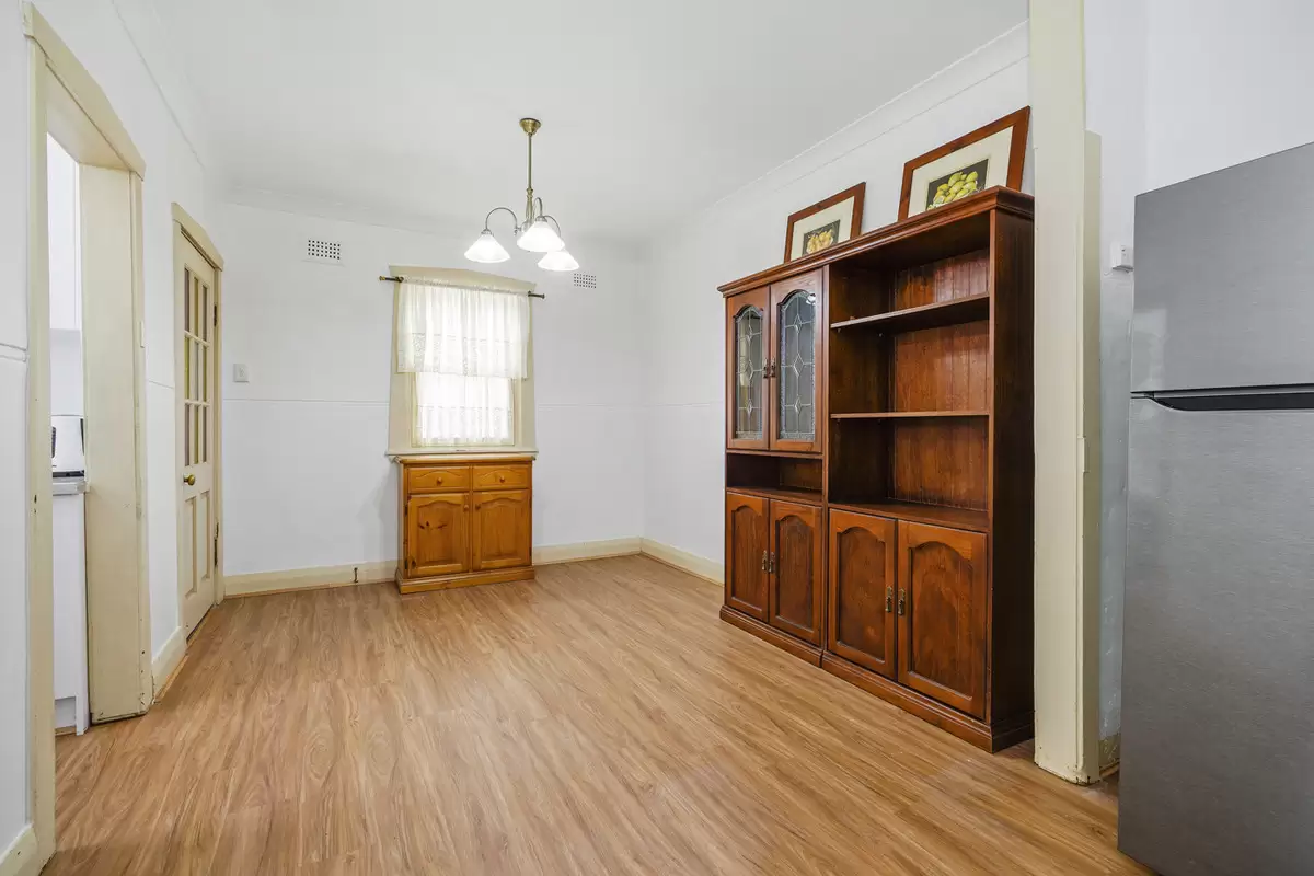 5 Windsor Avenue, Croydon Park Sold by Rich & Oliva - image 3