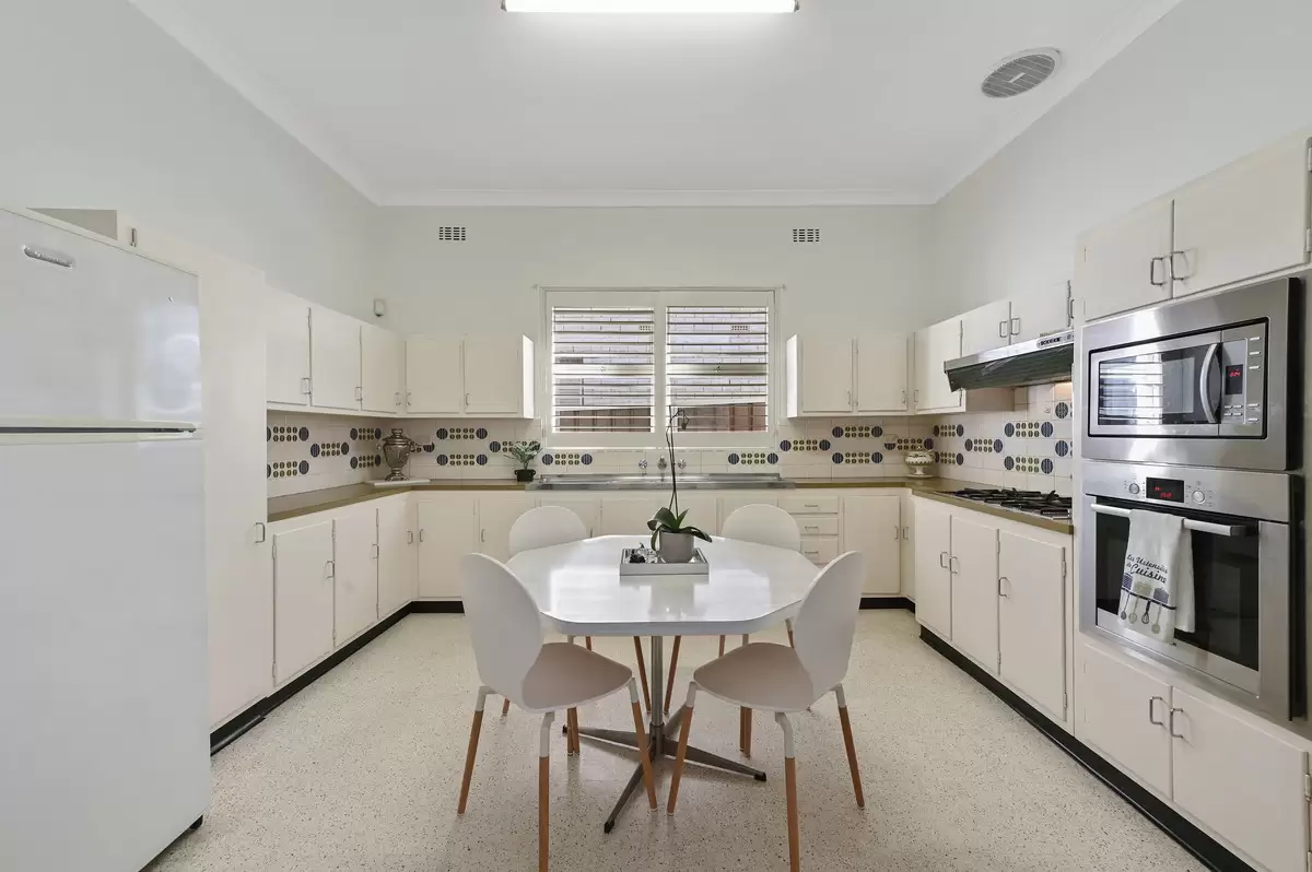 74 Burwood Road, Concord Sold by Rich & Oliva - image 2
