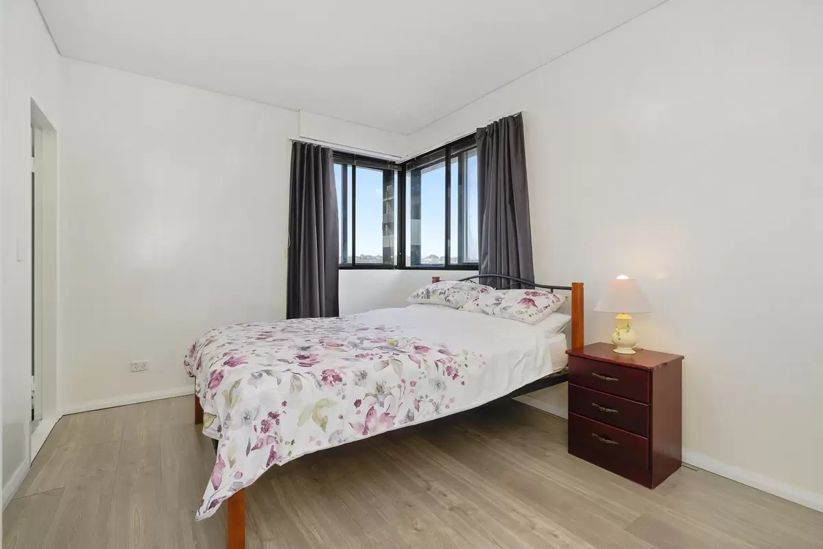 226/2E Charles Street, Canterbury Sold by Rich & Oliva - image 4