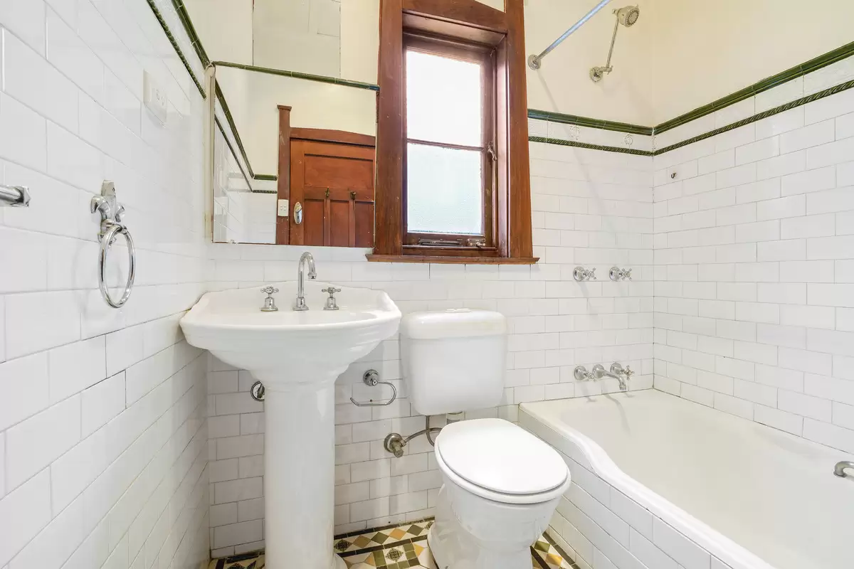 14 Stanley Street, Burwood Sold by Rich & Oliva - image 6