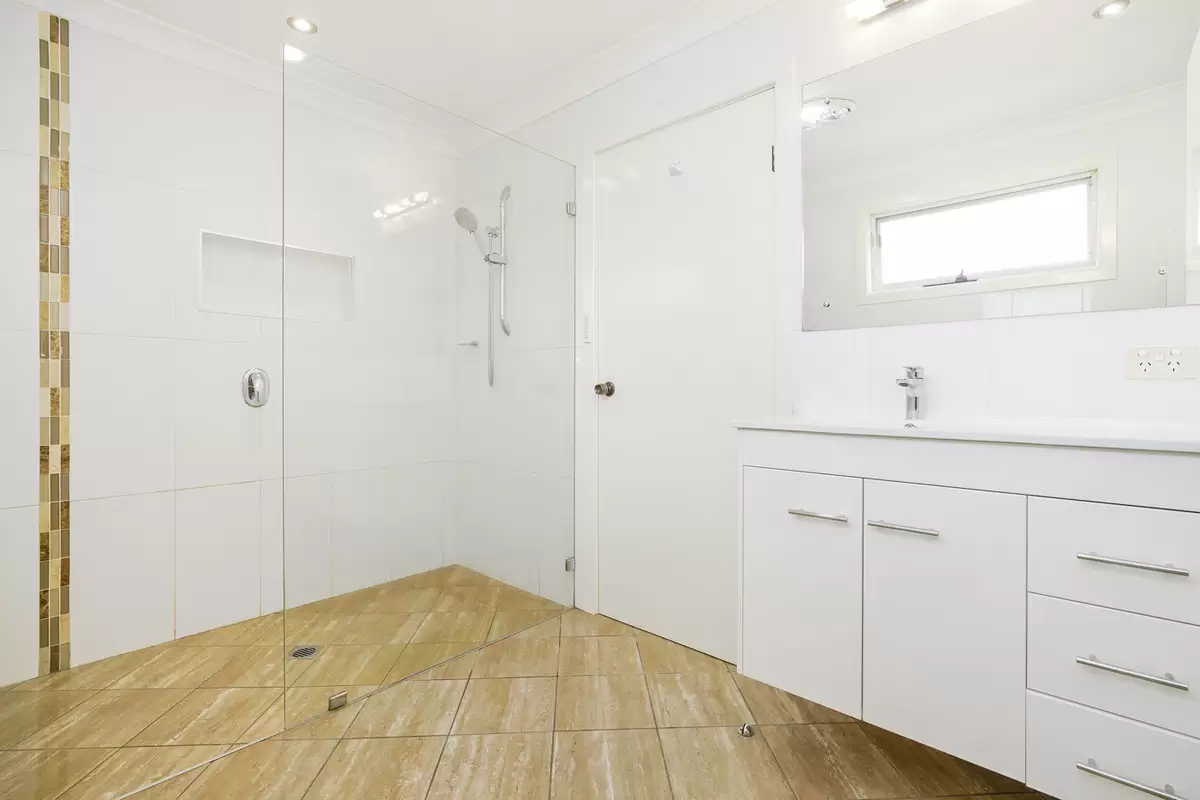 2 Boronia Avenue, Croydon Sold by Rich & Oliva - image 11
