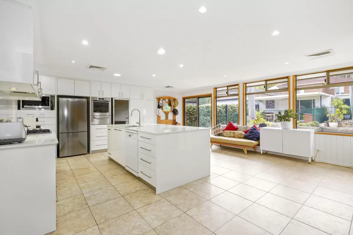 2 Boronia Avenue, Croydon Sold by Rich & Oliva - image 8