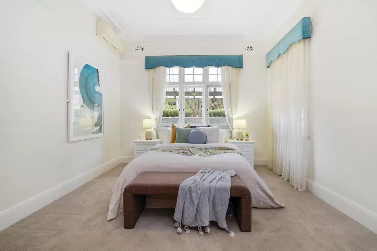 11 Lea Street, Croydon Sold by Rich & Oliva - image 4