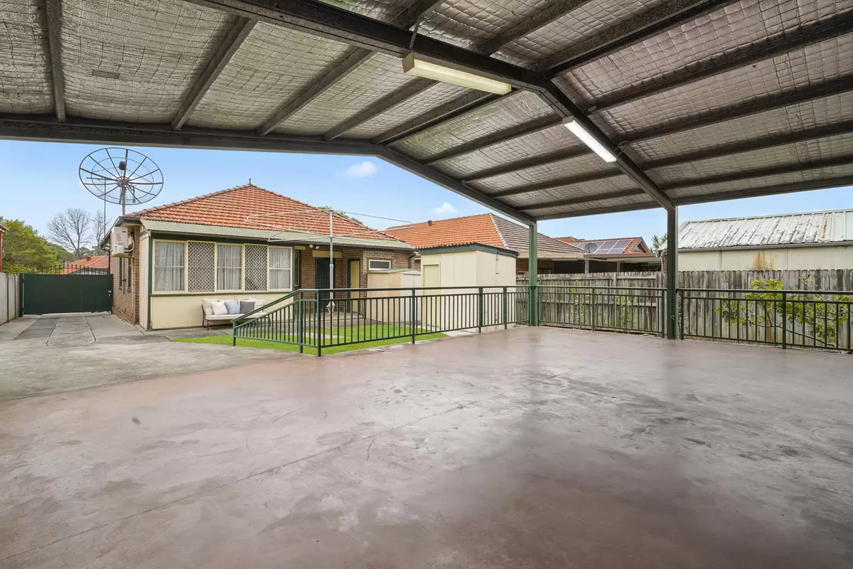 26 King Street, Ashbury Sold by Rich & Oliva - image 12