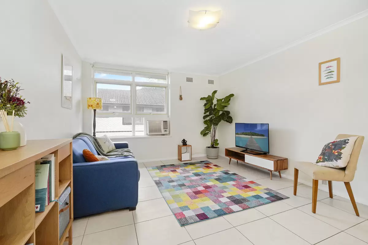 8/24 Clyde Street, Croydon Park Sold by Rich & Oliva - image 3