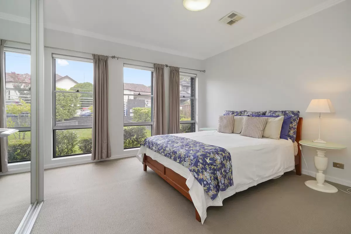 3/7 Cheltenham Road, Croydon Sold by Rich & Oliva - image 3