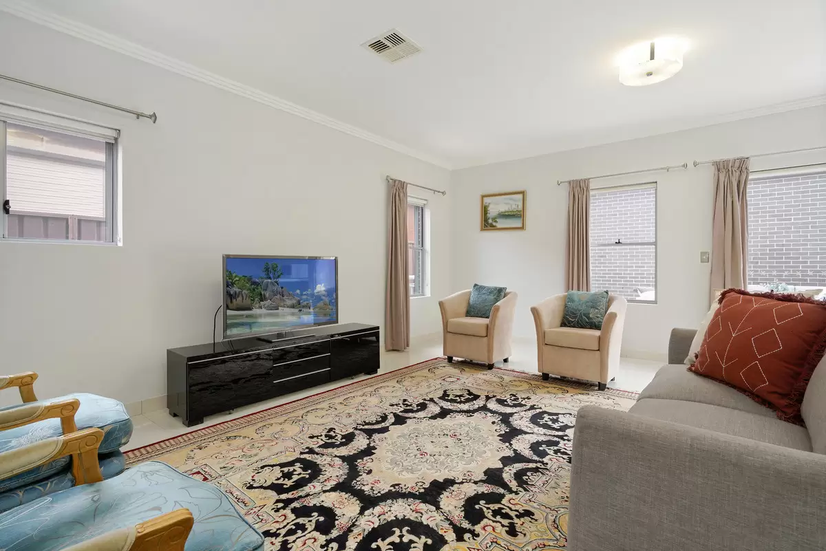 3/7 Cheltenham Road, Croydon Sold by Rich & Oliva - image 6