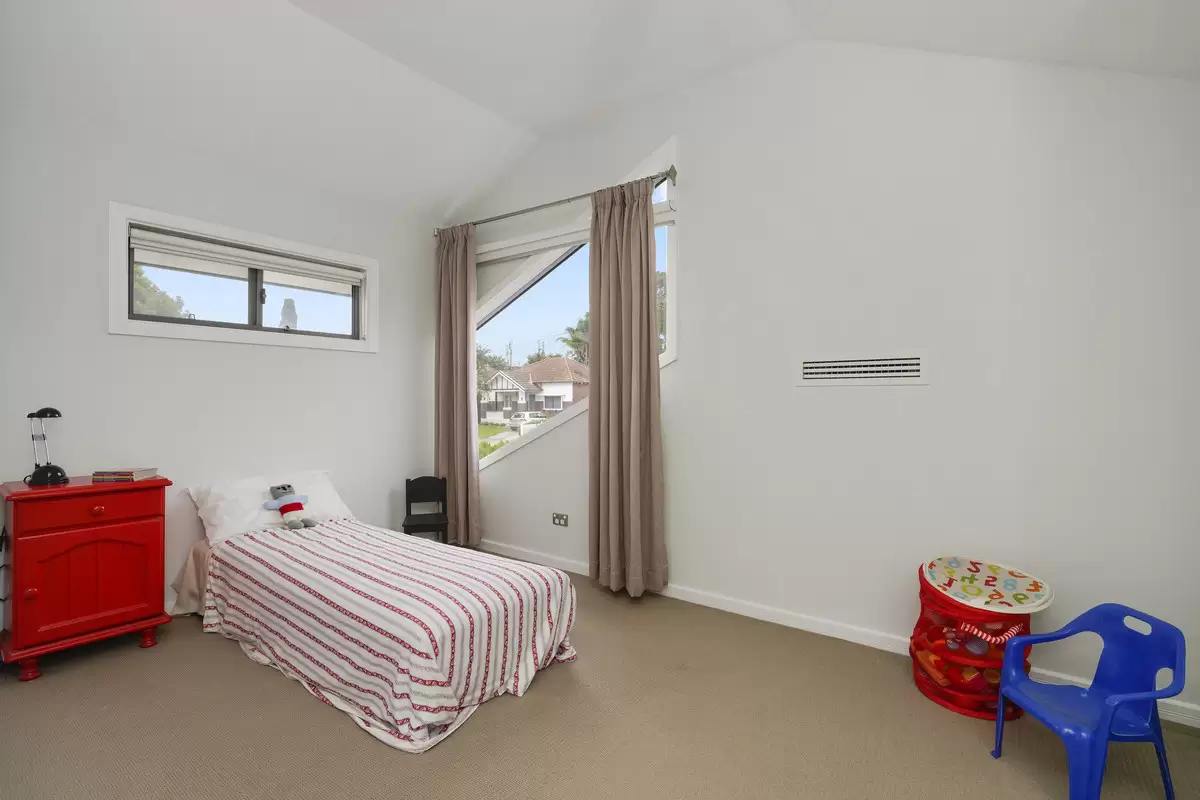 3/7 Cheltenham Road, Croydon Sold by Rich & Oliva - image 9