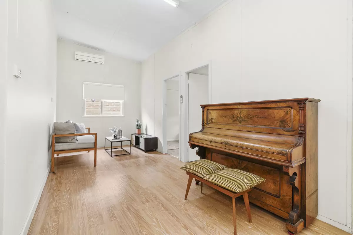 12 Forbes Street, Croydon Park Sold by Rich & Oliva - image 10