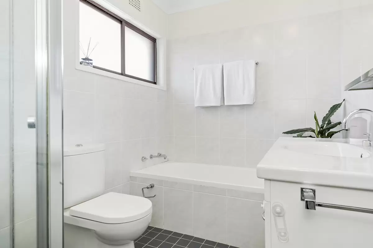 16/94 Bland Street, Ashfield Sold by Rich & Oliva - image 5