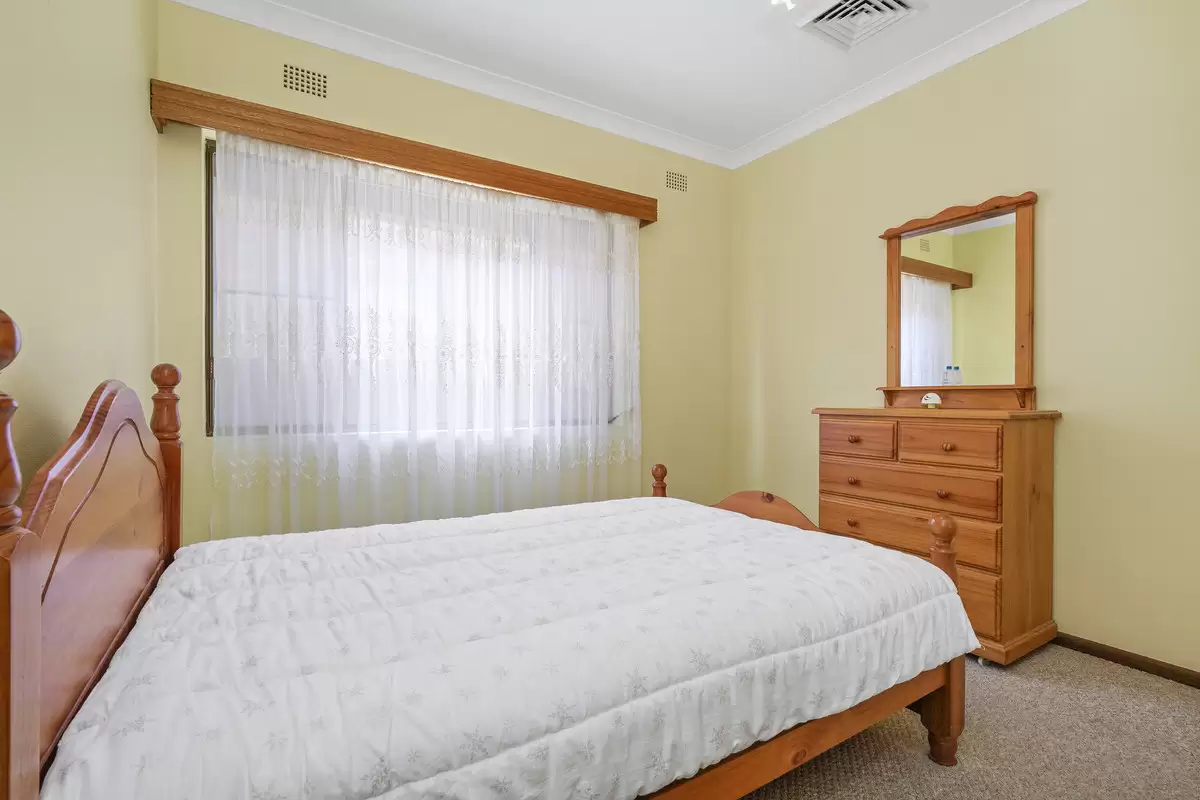 3 Church Street, Burwood Sold by Rich & Oliva - image 3