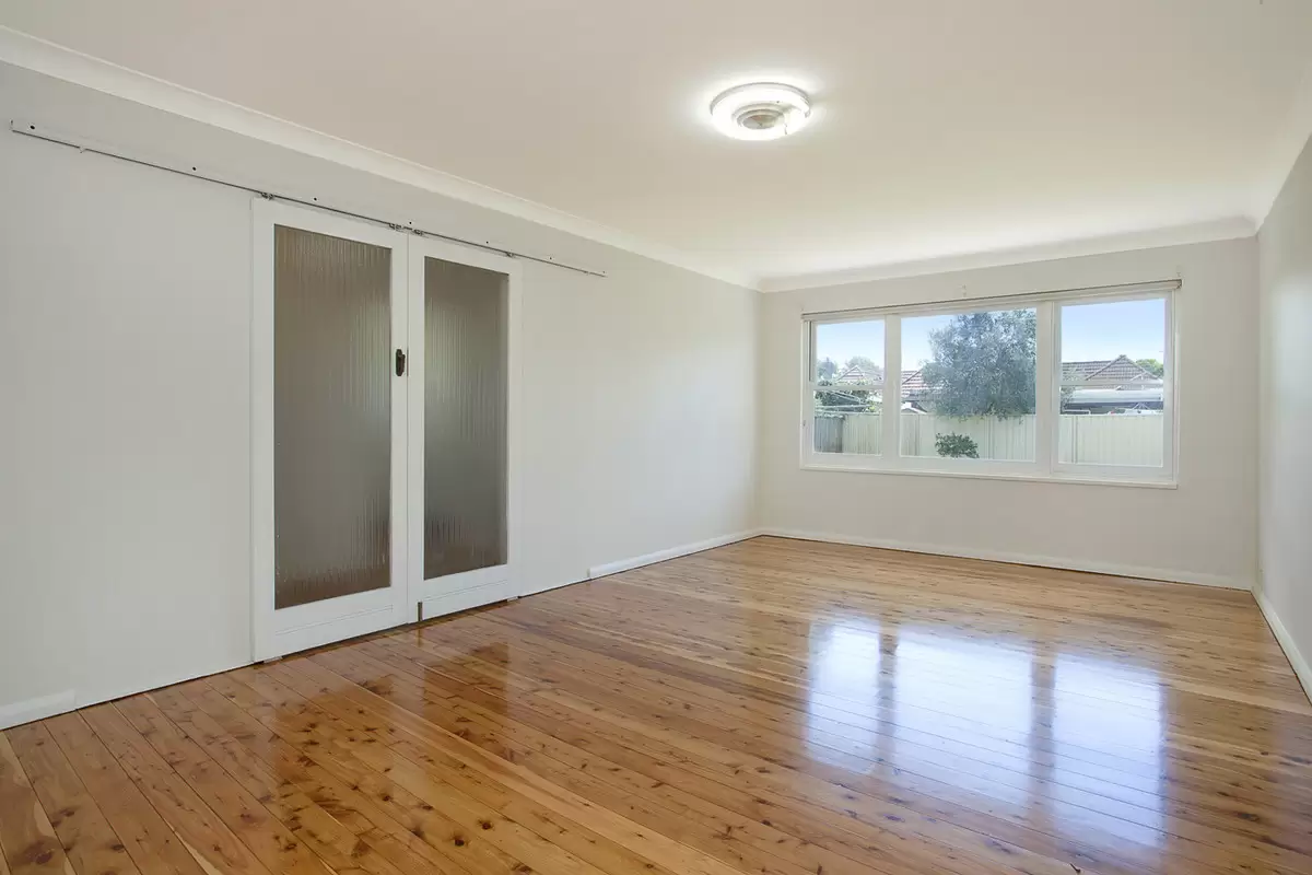 58 Holborow Street, Croydon Sold by Rich & Oliva - image 5