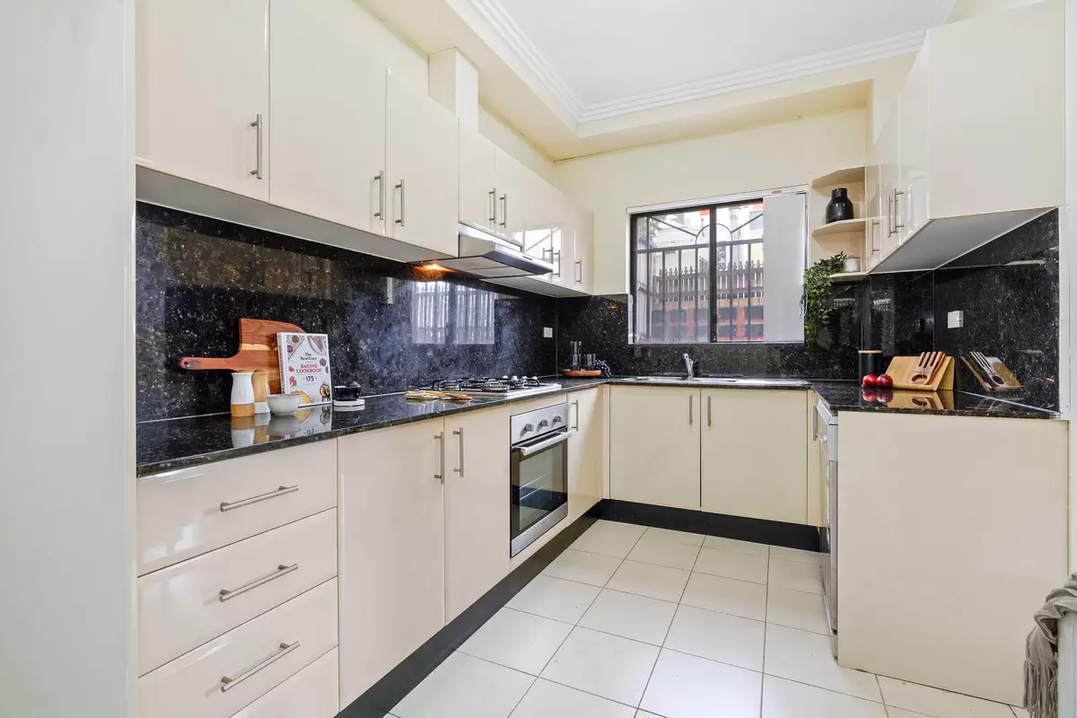 5/260-264 Liverpool Road, Enfield Sold by Rich & Oliva - image 5