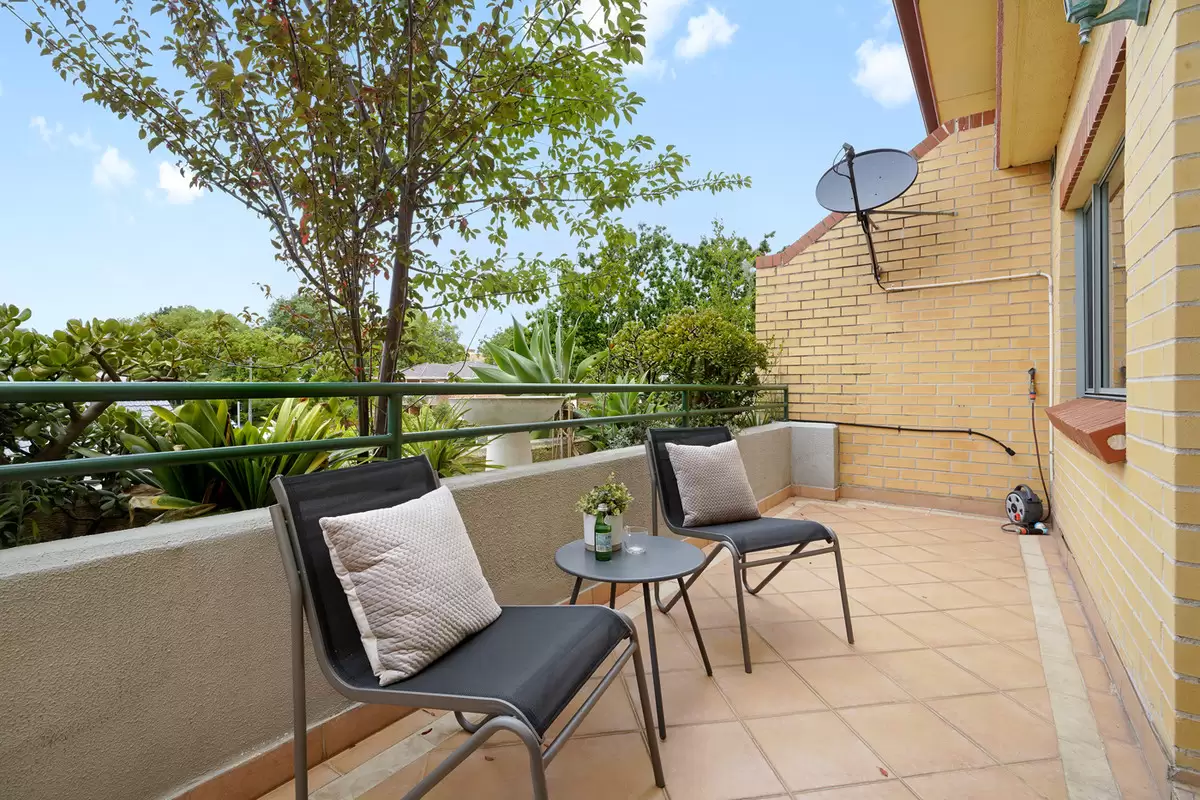 19/266-274 Burwood Road, Burwood Sold by Rich & Oliva - image 5
