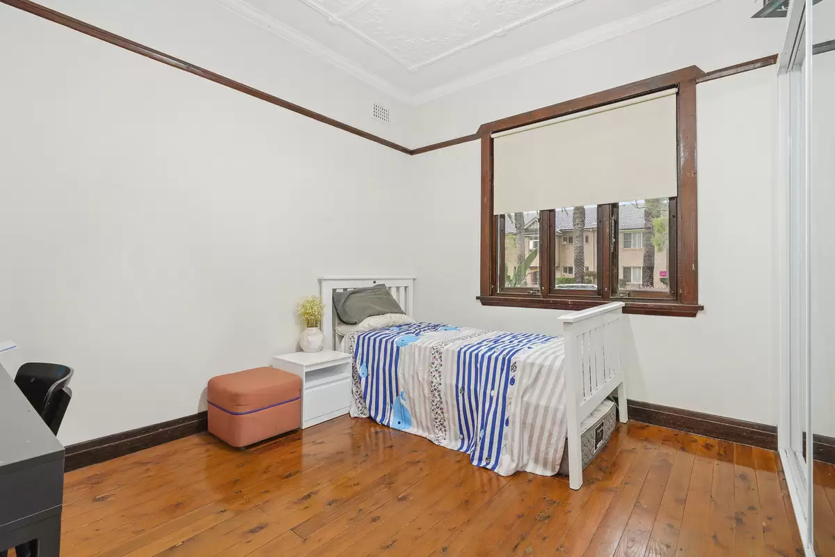 24 Bay Street, Croydon Sold by Rich & Oliva - image 4