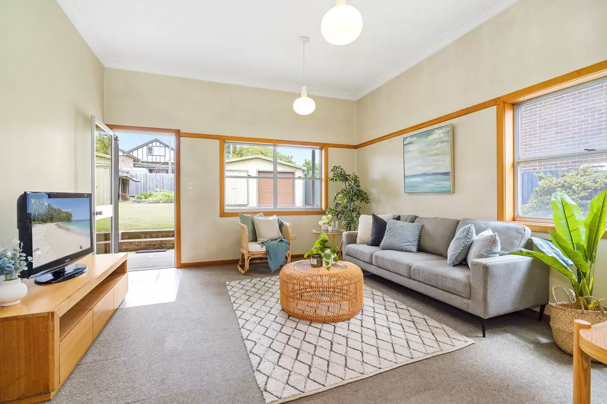 15 Goodlet Street, Ashbury Sold by Rich & Oliva - image 9