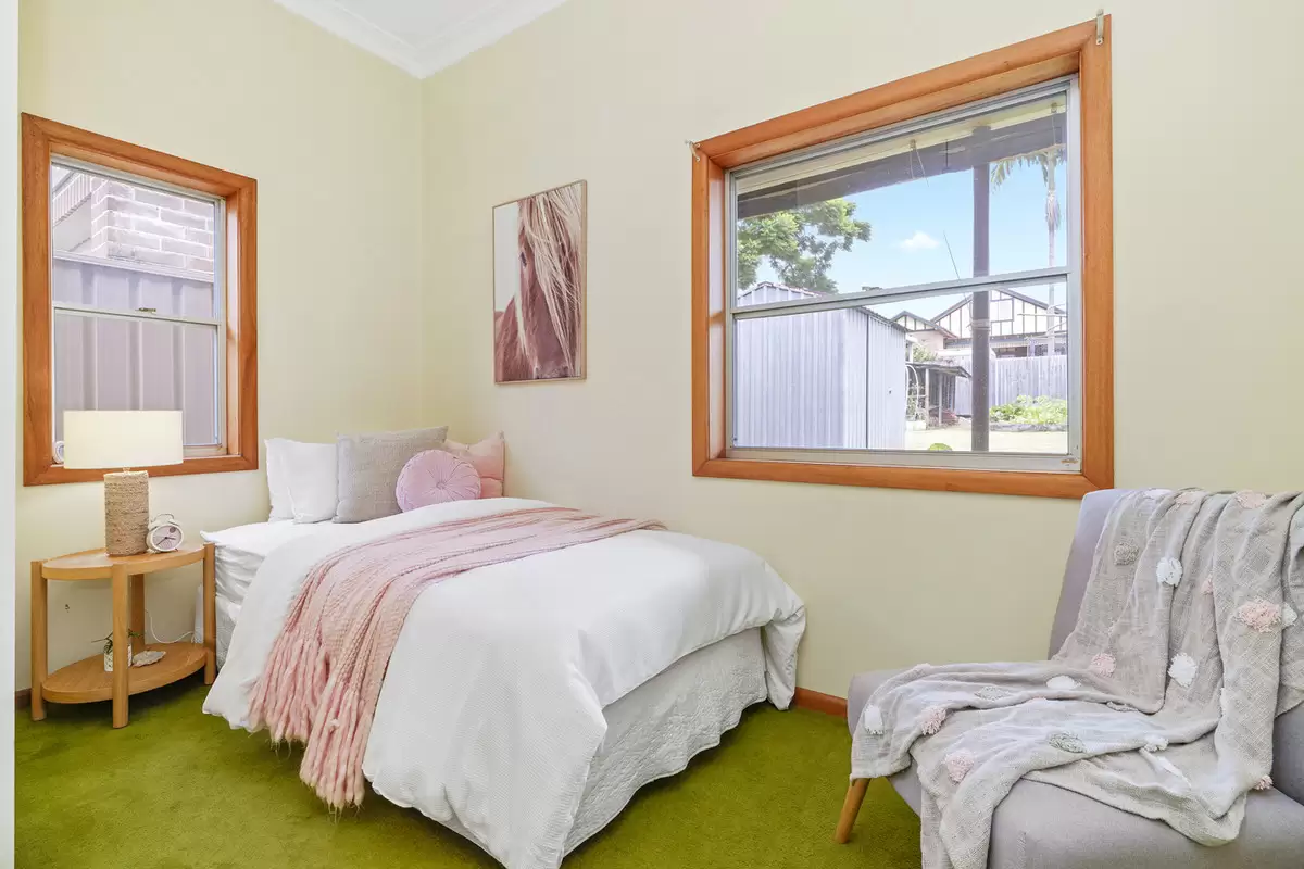 15 Goodlet Street, Ashbury Sold by Rich & Oliva - image 4