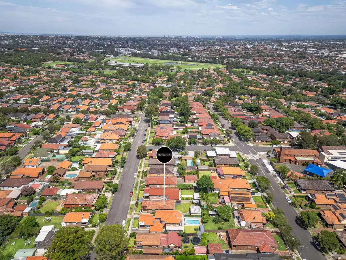 15 Goodlet Street, Ashbury Sold by Rich & Oliva - image 15