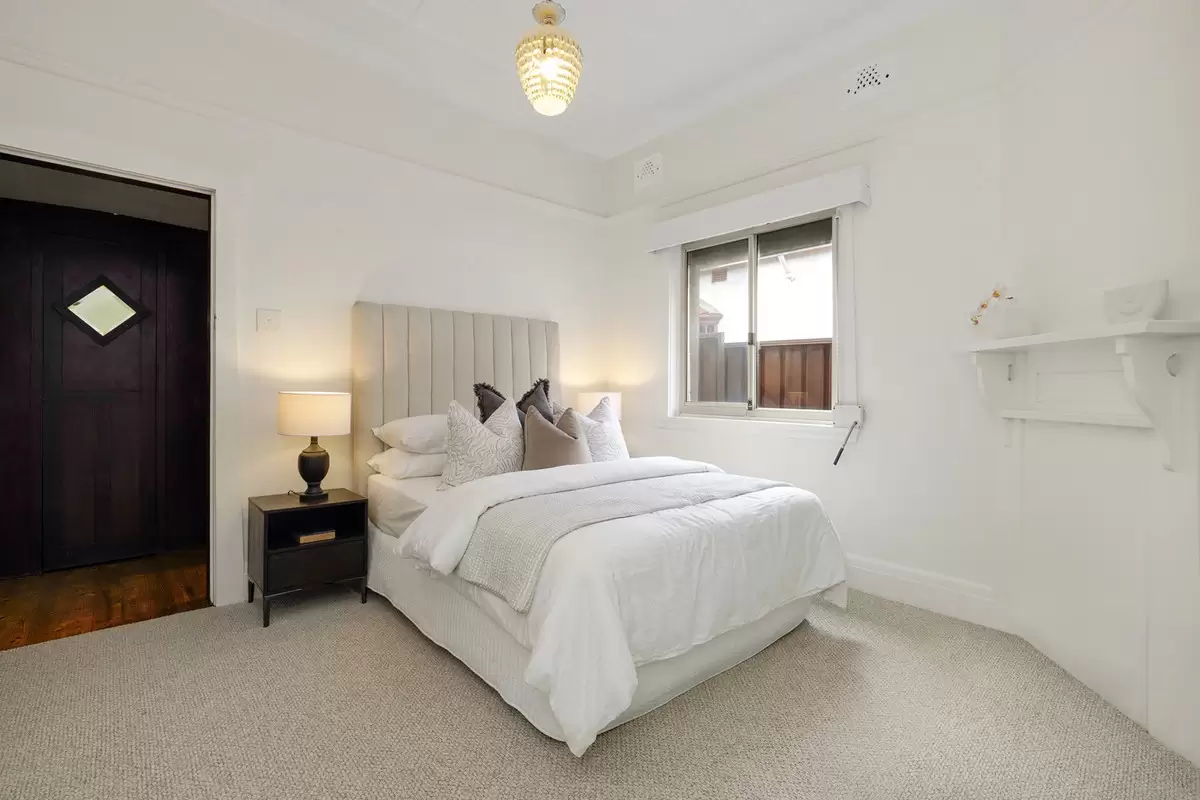 82 King Street, Ashbury Sold by Rich & Oliva - image 6