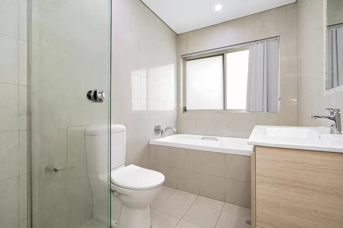 6 President Street, Croydon Park Sold by Rich & Oliva - image 5
