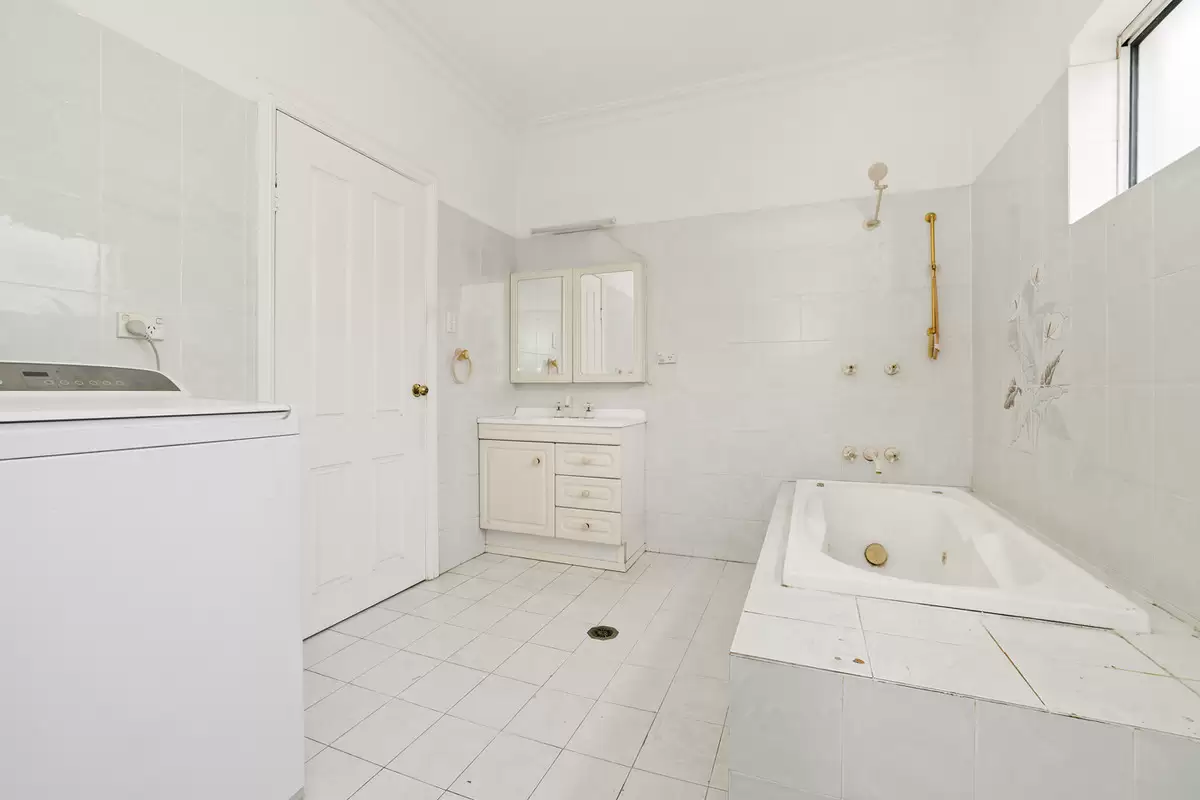 80 Balmoral Avenue, Croydon Park Sold by Rich & Oliva - image 14