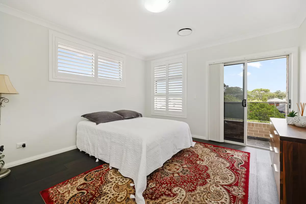 18 Mina Rosa Street, Enfield Sold by Rich & Oliva - image 9