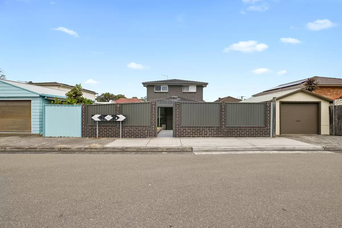 18 Mina Rosa Street, Enfield Sold by Rich & Oliva - image 17