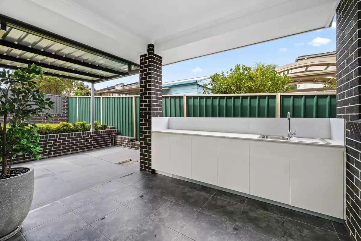 18 Mina Rosa Street, Enfield Sold by Rich & Oliva - image 11