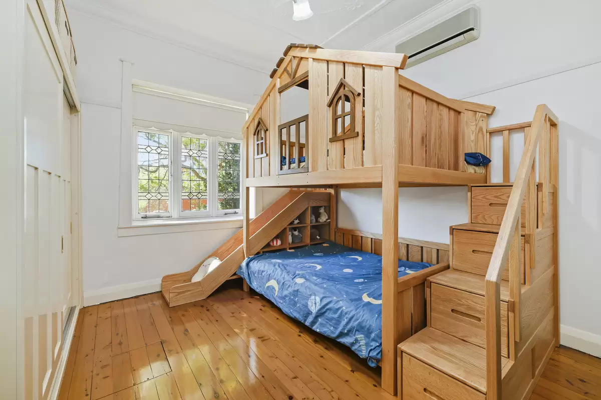 46 Bay Street, Croydon Sold by Rich & Oliva - image 3