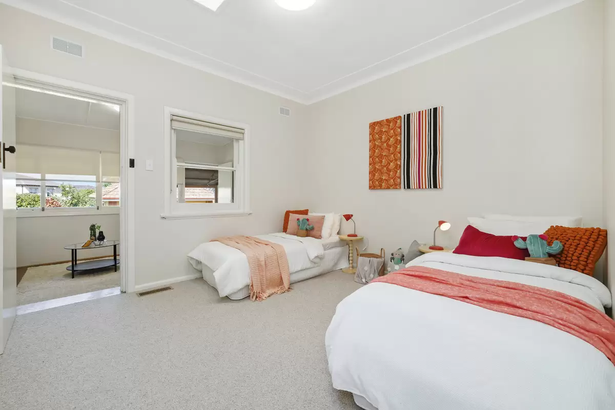 10 Leith Street, Ashbury Sold by Rich & Oliva - image 9