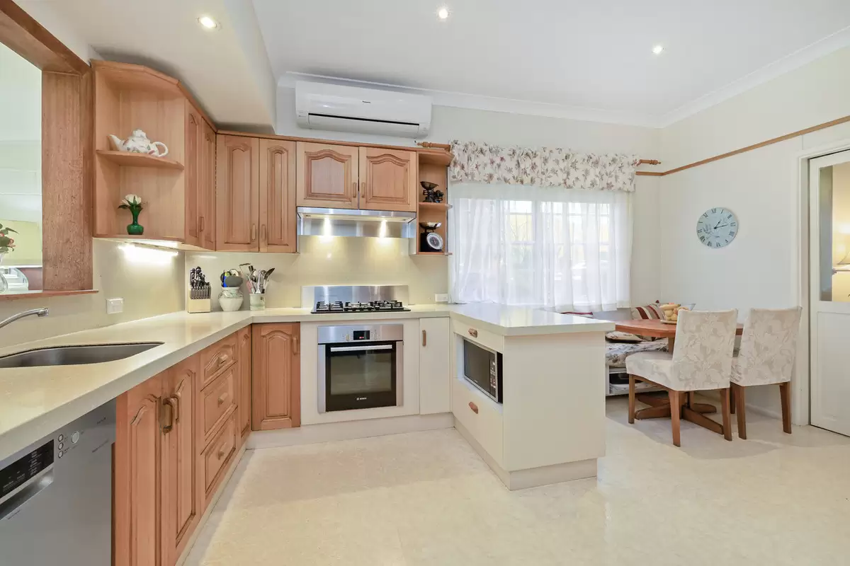 40 Windsor Avenue, Croydon Park Sold by Rich & Oliva - image 4